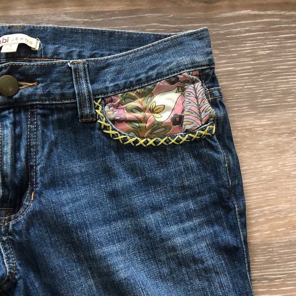 Cabi Cropped Straight Patchwork Jean Size 4 - Picture 3 of 5